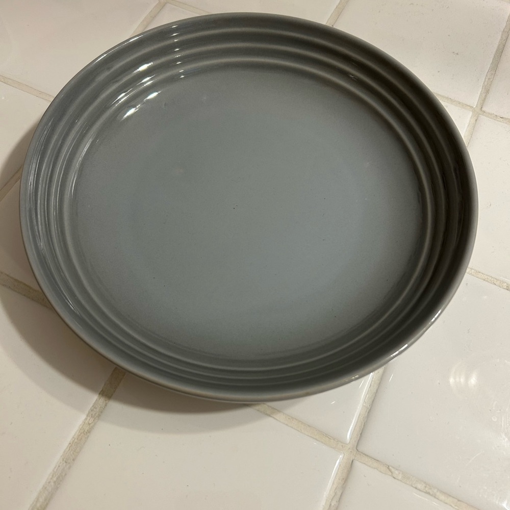 Le Creuset Stoneware Plate in Gray